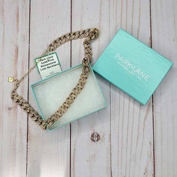 Park Lane Jewelry - Park Lane Gold French Lilac Crystal Link Necklace